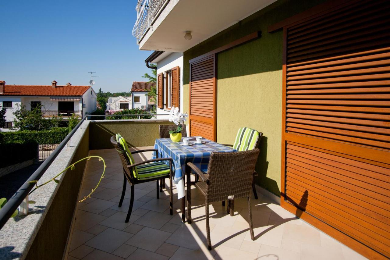 Apartments Silvia Porec Esterno foto